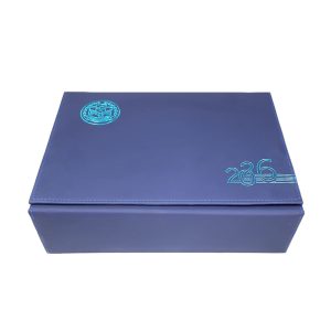 علب جلد الوان